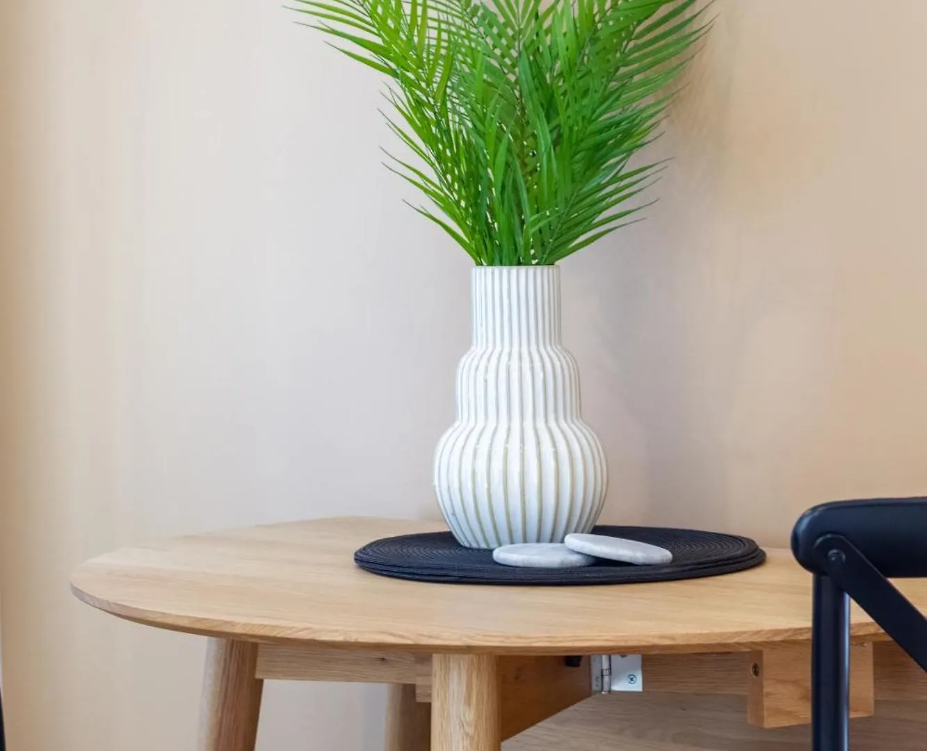 Christchurch Charm 1 Bed 1 Bath Loft: Cbd Appartement