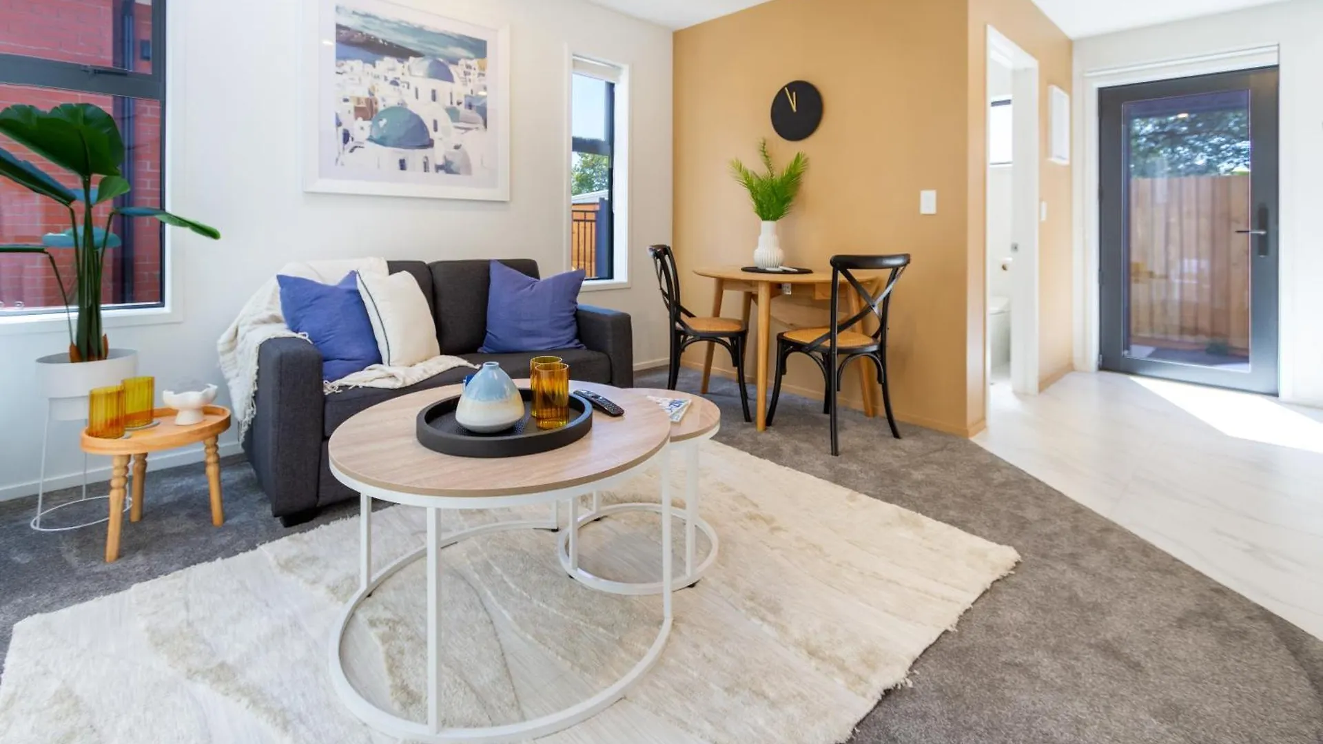 Christchurch Charm 1 Bed 1 Bath Loft: Cbd